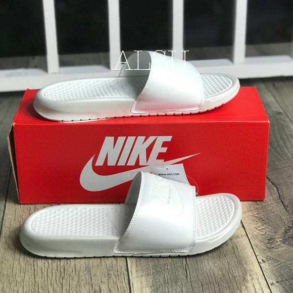 NWT Nike Benassi JDI Metallic QS Pearls WMNS - Picture 3 of 7